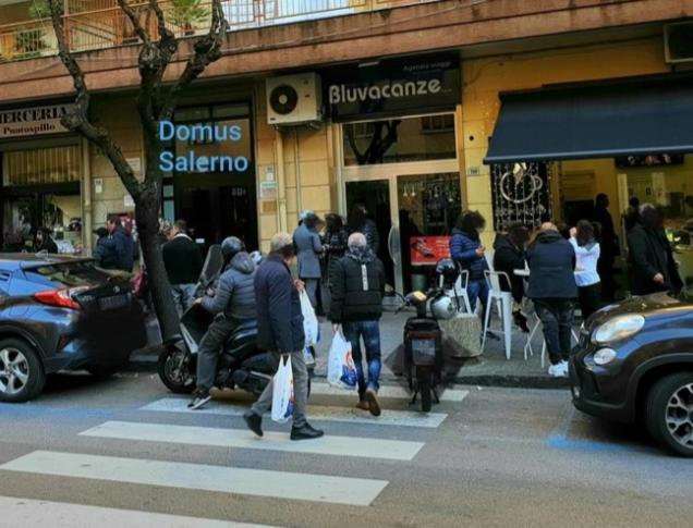 Domus Salerno Lägenhet Exteriör bild