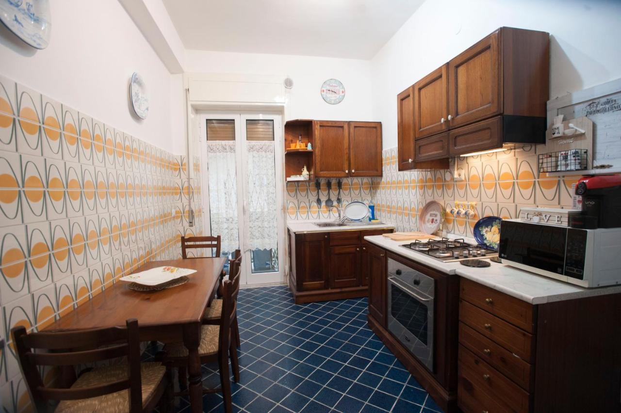 Domus Salerno Lägenhet Exteriör bild